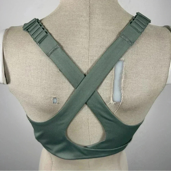 Adidas sports  bra S - Picture 3 of 5